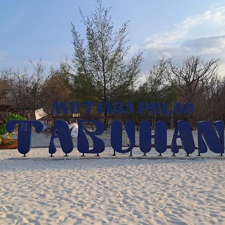 Tropical Paradiso Homestay Banyuwangi  Dış mekan fotoğraf