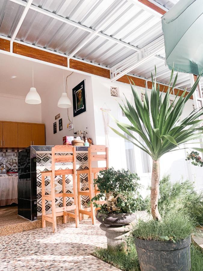 Tropical Paradiso Homestay Banyuwangi  Dış mekan fotoğraf